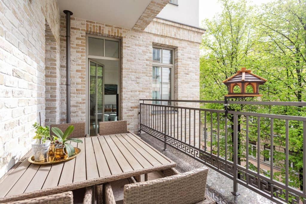 Jogailos Residence Peaceful Old Town Luxury 3 Bdr, 2 Bthr, Free Garage, Top-Speed Wifi Βίλνιους Εξωτερικό φωτογραφία