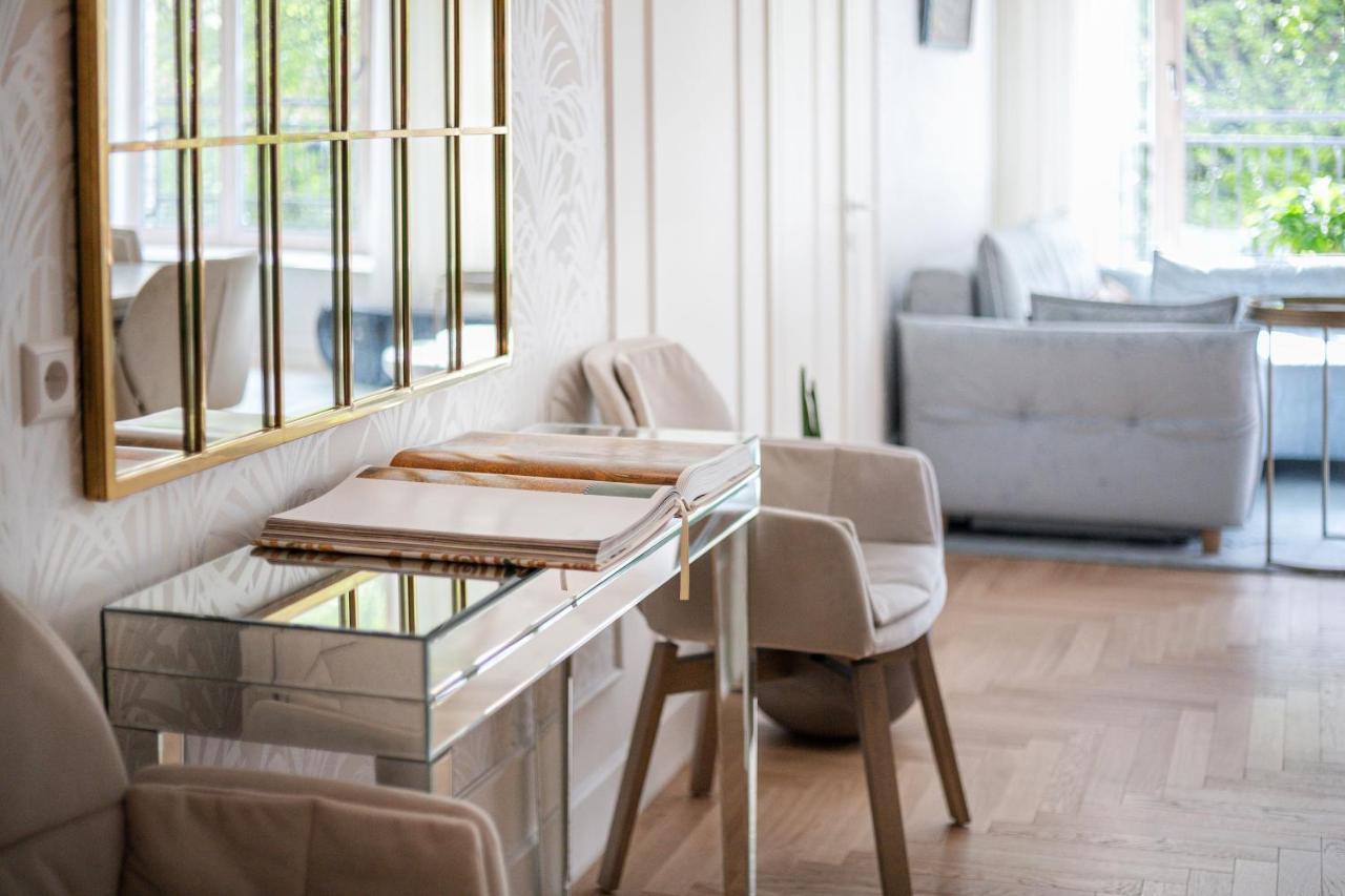 Jogailos Residence Peaceful Old Town Luxury 3 Bdr, 2 Bthr, Free Garage, Top-Speed Wifi Βίλνιους Εξωτερικό φωτογραφία
